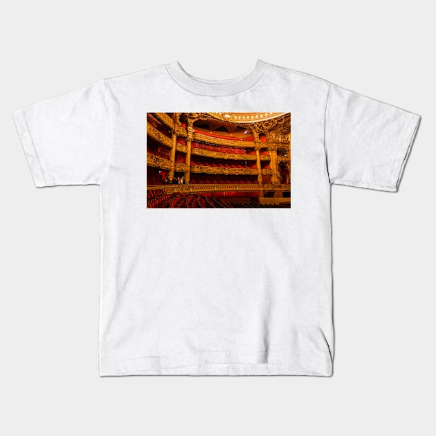 A Night At The Opera - 10 © Kids T-Shirt by PrinceJohn